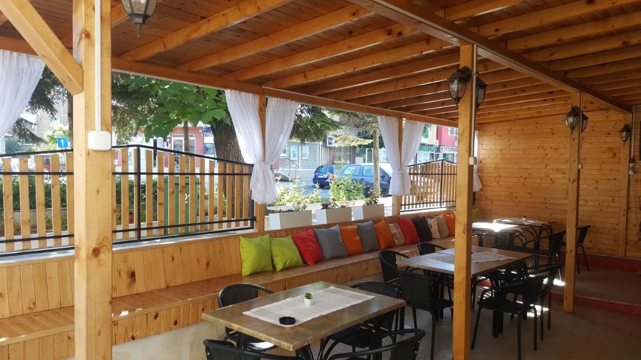 Sineva Guest House ラヴダ エクステリア 写真