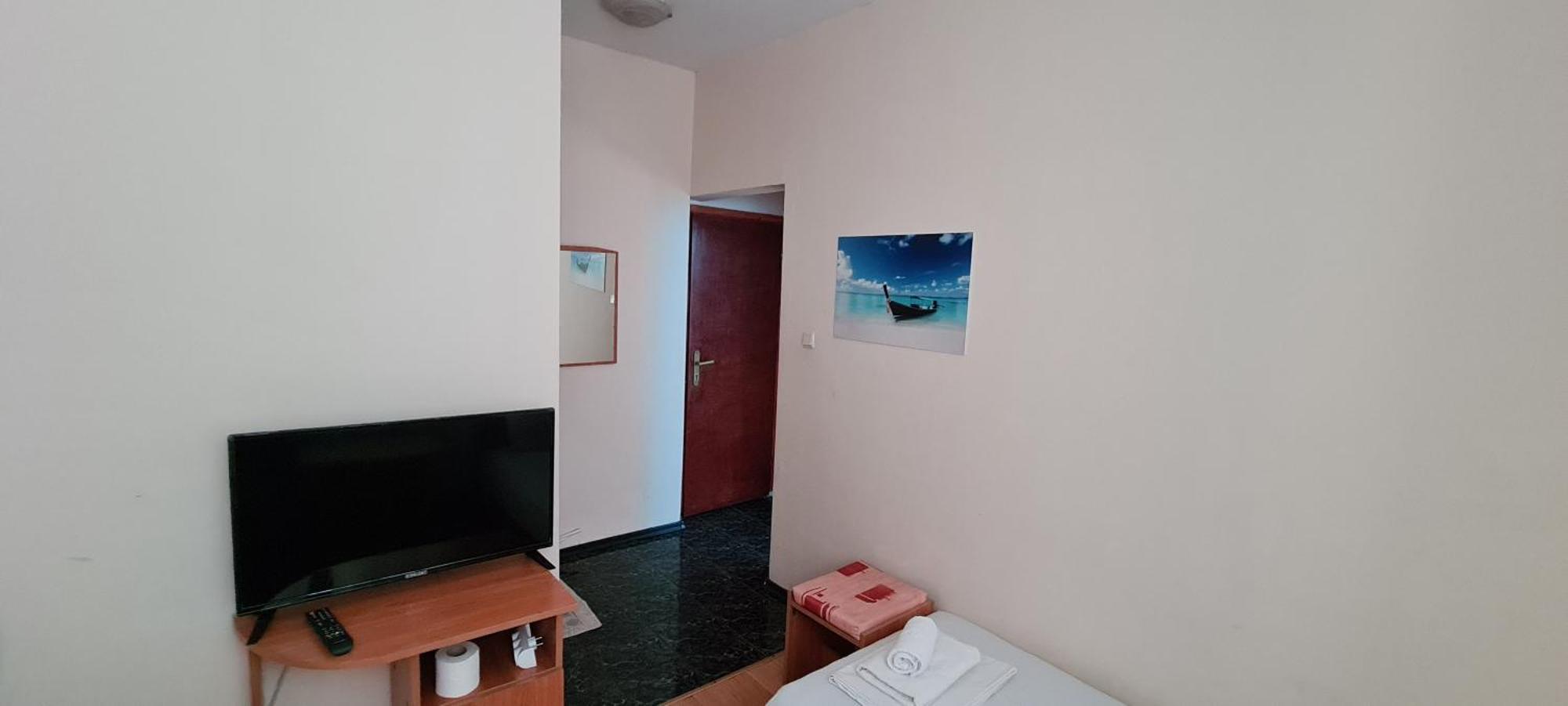 Sineva Guest House ラヴダ エクステリア 写真